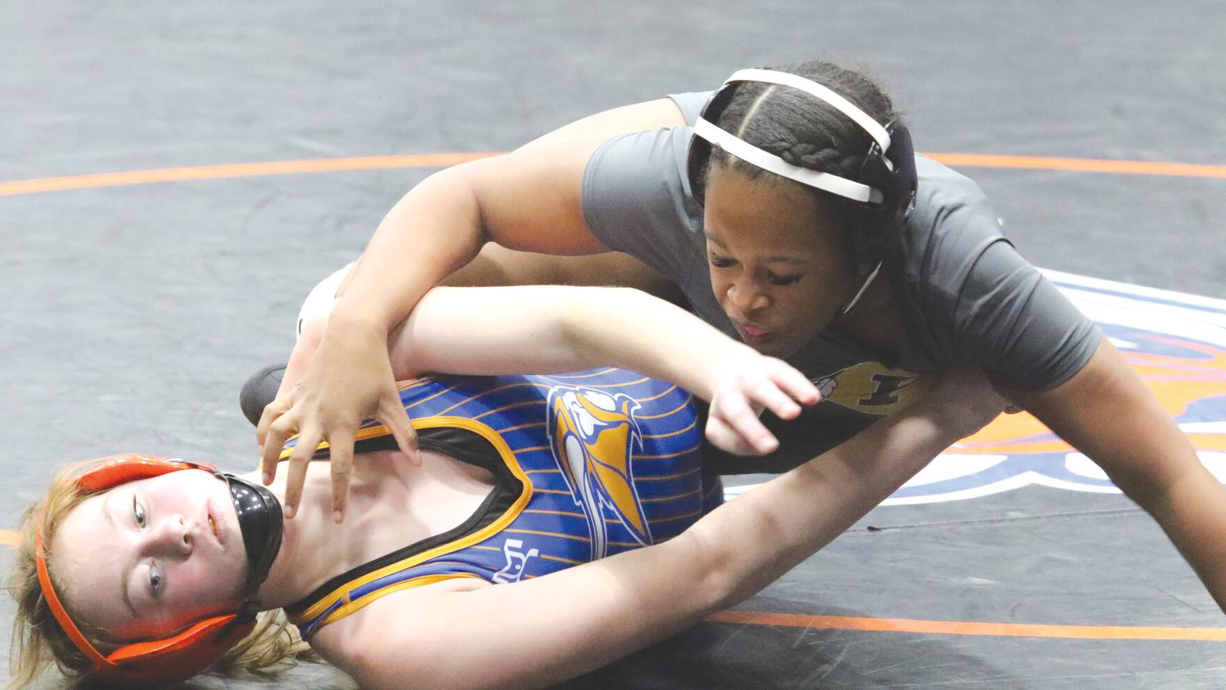 Wrestling season kicks off